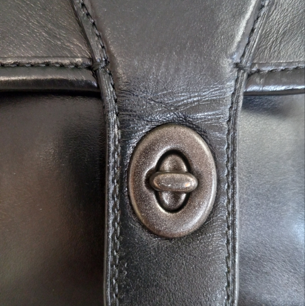 Coach Heritage Map Bag in Black Leather - Picture 8 of 14